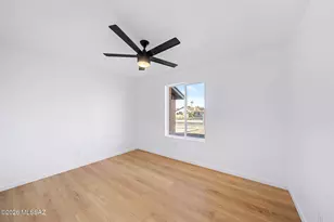 8022 N Oldfather Rd, Tucson, AZ 85741 - Photo 17