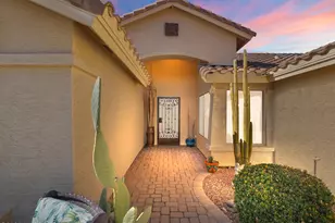 1986 E Desert Lark Pass, Green Valley, AZ 85614 - Photo 5