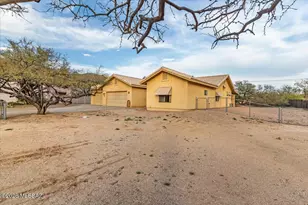 4940 N Castle Ridge Rd, Tucson, AZ 85749 - Photo 13