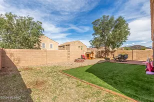 9106 W Old Agave Trail, Marana, AZ 85653 - Photo 29