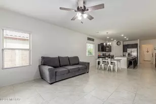 9106 W Old Agave Trail, Marana, AZ 85653 - Photo 11