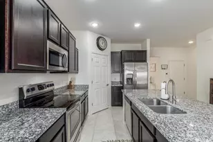 9106 W Old Agave Trail, Marana, AZ 85653 - Photo 7