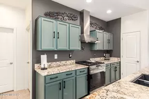 852 E Bottomlands Ln, Sahuarita, AZ 85629 - Photo 11