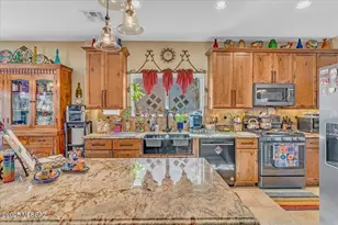 10914 S Sky Kristen Loop, Vail, AZ 85641 - Photo 11