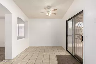 1608 W Mulholland Ct, Tucson, AZ 85746 - Photo 9