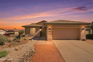 306 N Cape Royal Dr, Green Valley, AZ 85614 - Photo 1