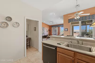 306 N Cape Royal Drive, Green Valley, AZ 85614 - Photo 9
