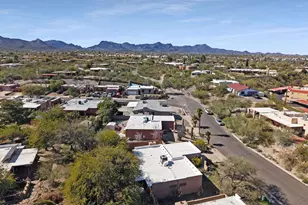 2121 W Ironwood Ridge Dr, Tucson, AZ 85745 - Photo 7