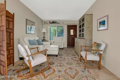 952 W Camino Asturias, Green Valley, AZ 85622 - Photo 5