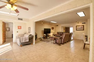 10075 N Oro Pl, Oro Valley, AZ 85737 - Photo 19