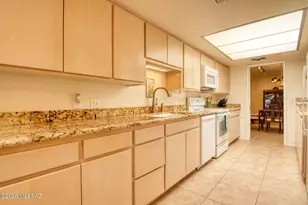 10075 N Oro Pl, Oro Valley, AZ 85737 - Photo 5