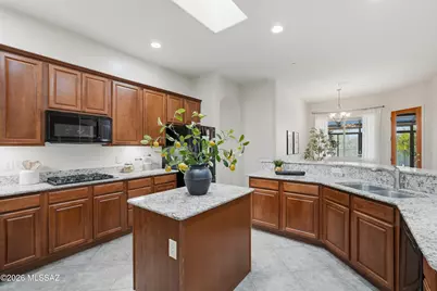 12269 N Washbed Drive, Oro Valley, AZ 85755 - Photo 19