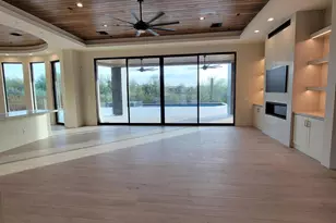 14295 N Silent Sky Pl, Marana, AZ 85658 - Photo 3