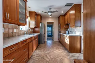 4613 N Camino Escuela, Tucson, AZ 85718 - Photo 13