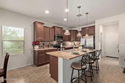 33938 S Garrison Lane, Red Rock, AZ 85145 - Photo 11