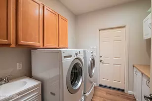 1155 W Calle Fuente de Carino, Sahuarita, AZ 85629 - Photo 33