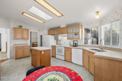 6254 E Rough Rock Drive, Tucson, AZ 85756 - Photo 13