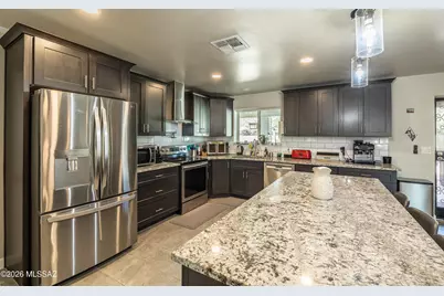 1460 W Sage Street, Tucson, AZ 85704 - Photo 1
