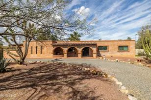 1460 W Sage St, Tucson, AZ 85704 - Photo 1