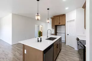 12603 N Carbine Rd, Marana, AZ 85653 - Photo 7