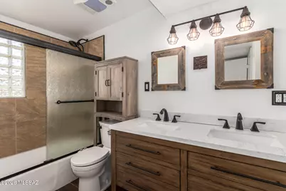 8331 E Balfour Drive, Tucson, AZ 85710 - Photo 19