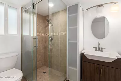 8331 E Balfour Drive, Tucson, AZ 85710 - Photo 23