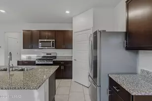 2557 East Calle Joya de Ventura, Tucson, AZ 85706 - Photo 7