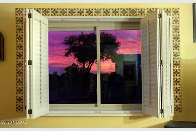 1264 W Camino Lucientes, Green Valley, AZ 85622 - Photo 5