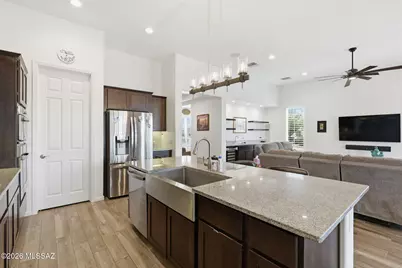 2475 E Rolling Meadow Lane, Green Valley, AZ 85614 - Photo 15