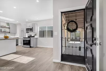 71 E Santa Chalice Drive, Green Valley, AZ 85614 - Photo 7