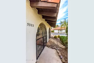5922 N Placita Del Conde, Tucson, AZ 85718 - Photo 3