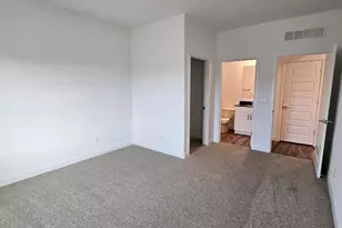 870 N Astronomer Ln, Green Valley, AZ 85614 - Photo 7