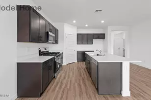 870 N Astronomer Ln, Green Valley, AZ 85614 - Photo 17
