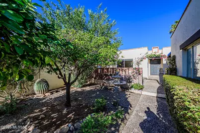 6211 N Calle Minera, Tucson, AZ 85718 - Photo 1
