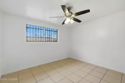 1633 S Camino Del Sierra, Tucson, AZ 85713 - Photo 21