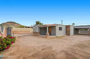 1633 S Camino Del Sierra, Tucson, AZ 85713 - Photo 1