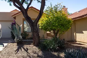 310 E Highcourte Ln, Tucson, AZ 85737 - Photo 25