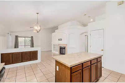 8509 E Sarnoff Ridge Loop, Tucson, AZ 85710 - Photo 15
