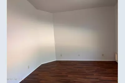 8509 E Sarnoff Ridge Loop, Tucson, AZ 85710 - Photo 17