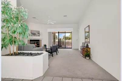 1421 N Abrego Drive, Green Valley, AZ 85614 - Photo 7