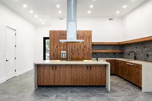 2227 E Helen St, Tucson, AZ 85719 - Photo 15