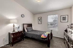 2854 E Cottonwood Club Ln, Tucson, AZ 85706 - Photo 29