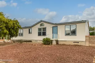 2854 E Cottonwood Club Ln, Tucson, AZ 85706 - Photo 3