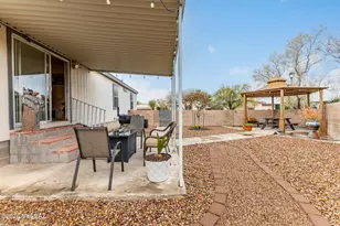 2854 E Cottonwood Club Ln, Tucson, AZ 85706 - Photo 37