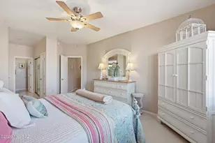 1910 W Amblemorn Dr, Green Valley, AZ 85622 - Photo 15