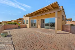 5829 S Waynes Way, Green Valley, AZ 85622 - Photo 11