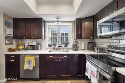 9075 E Palms Park Drive, Tucson, AZ 85715 - Photo 15