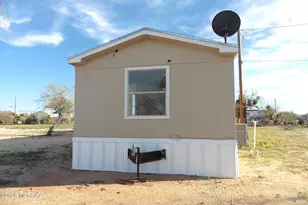 8200 S Alice Vail Ln, Tucson, AZ 85736 - Photo 5