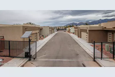 4214 N Lulu Court, Tucson, AZ 85719 - Photo 17