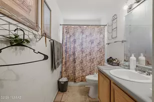 5801 S Mahan Dr, Tucson, AZ 85746 - Photo 9